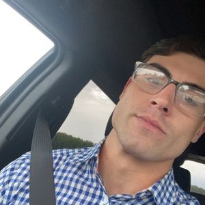 Meet your Posher, Grant